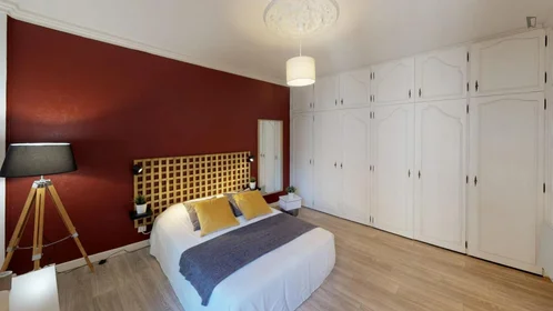 Chambre privée à Rue Sainte Anne, image 3 de 18