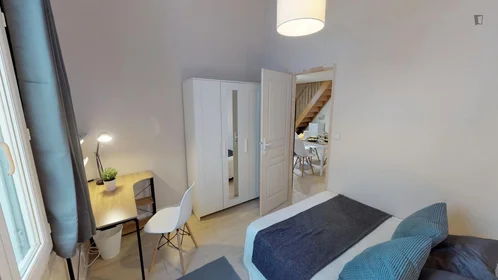 Özel oda konumu Cours Gambetta, 2 17 görüntüsü