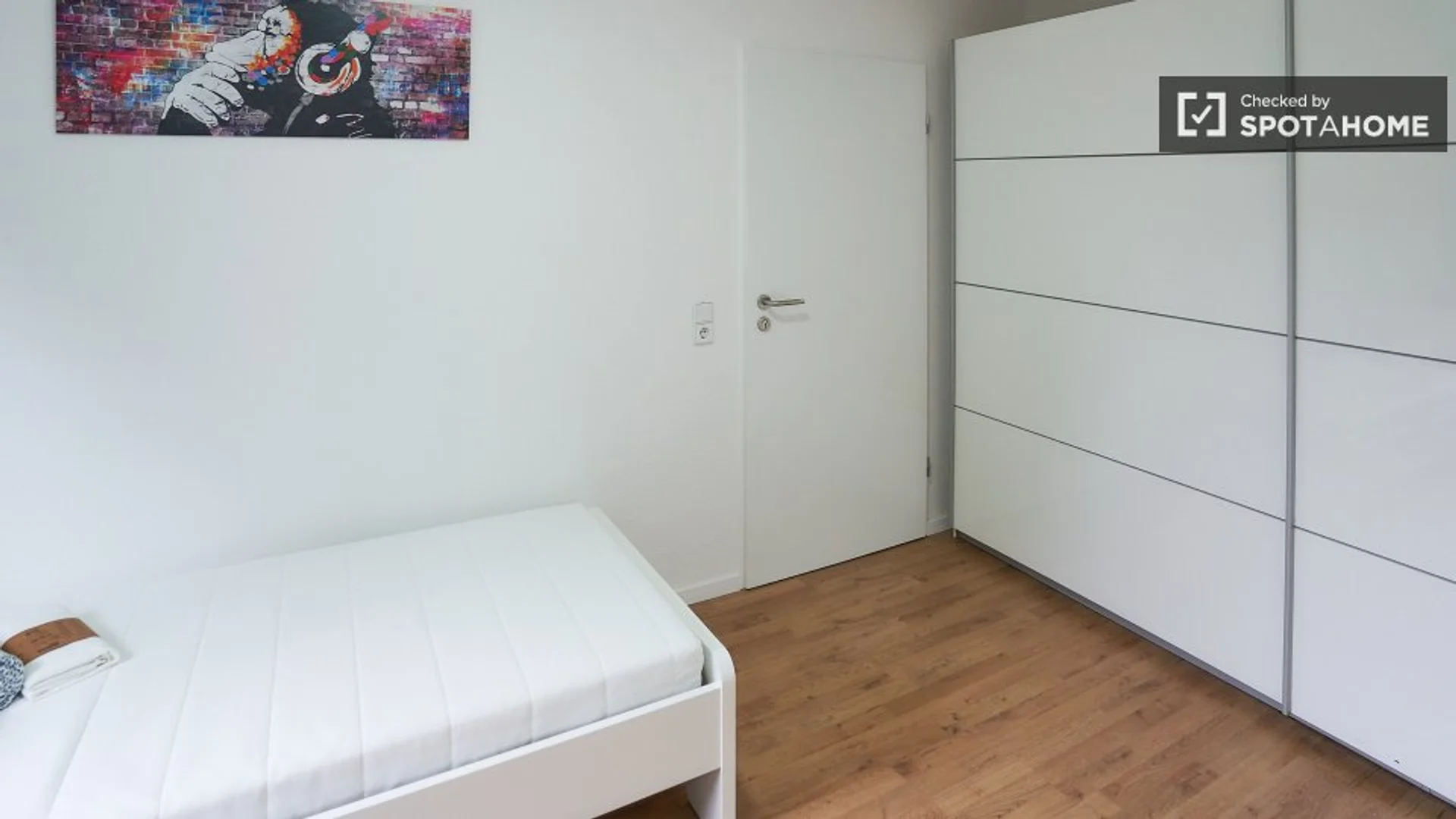 Habitación acogedora para estudiantes disponible en 