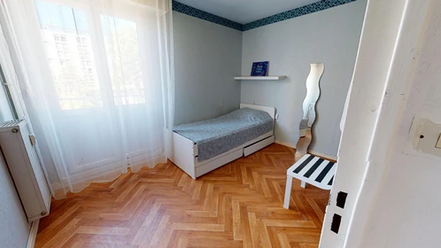 Habitación privada barata en Dijon