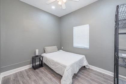 Quarto para alugar num apartamento partilhado em Fort-worth