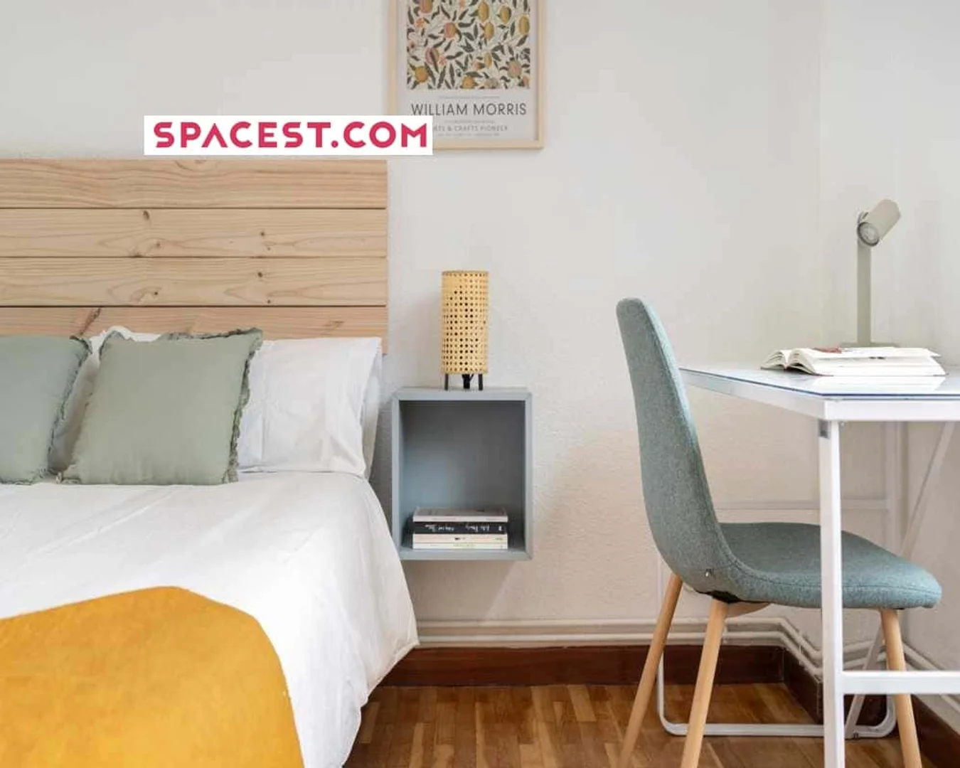 Habitación estudiantil amplia y cómoda en 