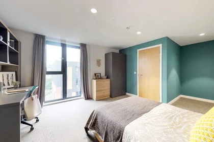 Private room at St James Glasgow G4 0PS, image 12 of 20