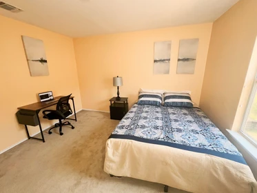 Zimmer zur Miete in einer WG in San-antonio