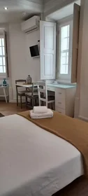 Dairenin tamamı konumu Rua da Sofia, Coimbra, 9 10 görüntüsü