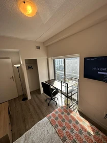 Chambre à louer dans un appartement en colocation à Waterloo