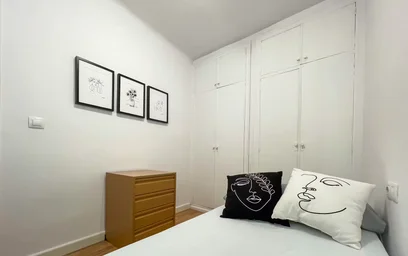 Room for rent in a shared flat in {area}