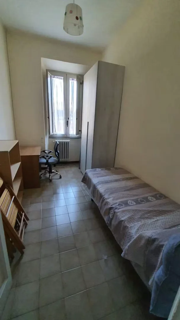 Affordable room for students with ample lighting in 