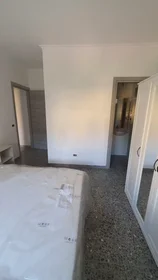Habitación privada en Via Monte Bianco, Montesacro, imagen 1 de 10