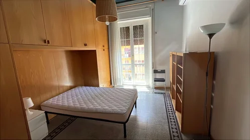 Stanza privata in Via Enrico Stevenson, Nomentano, immagine 1 di 10