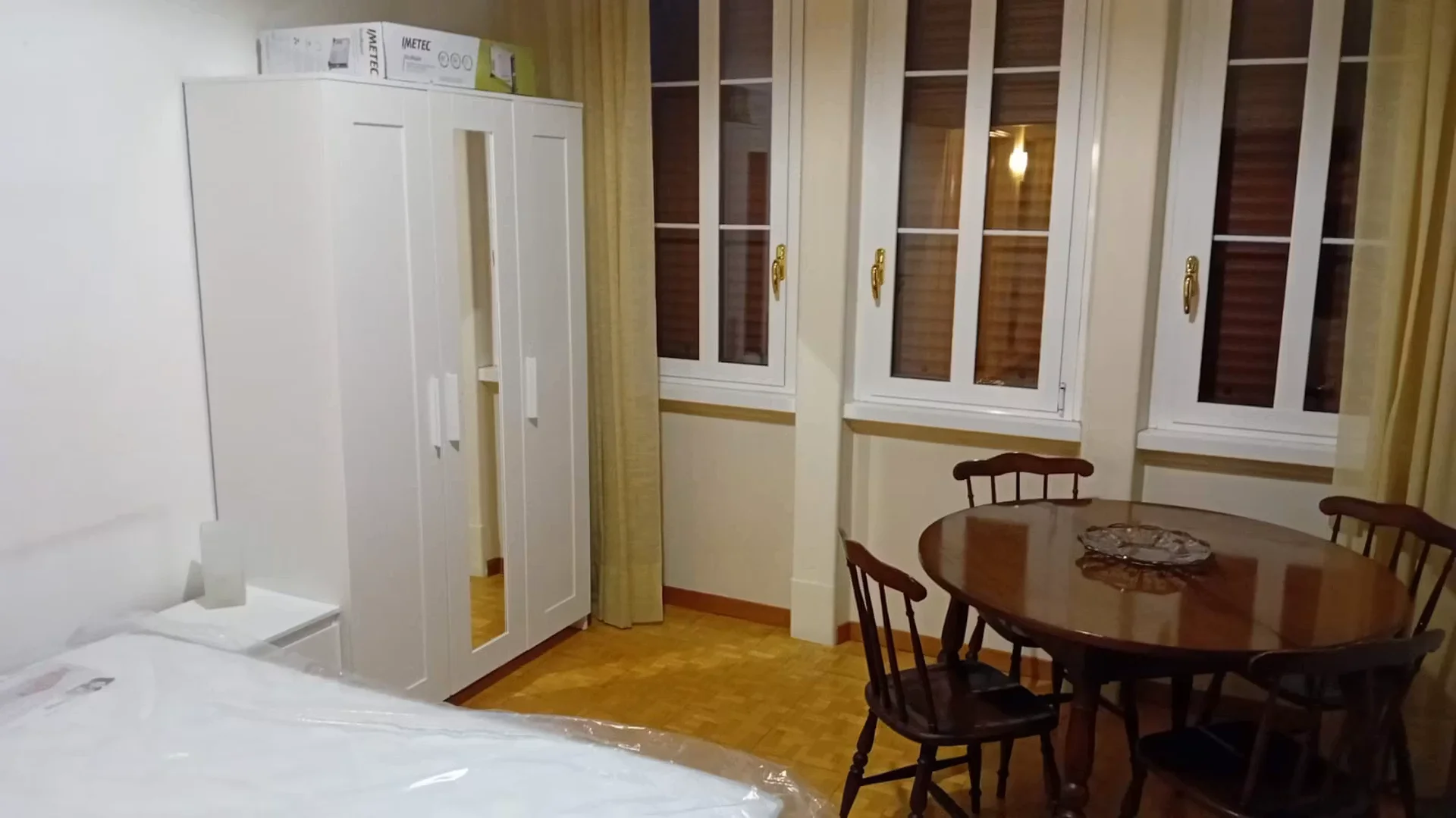 Affordable room for students with ample lighting in