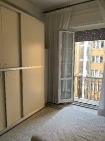 Chambre privée à Via Enrico Stevenson, Nomentano, image 1 de 10