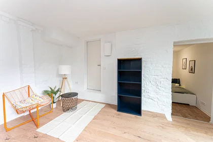 Privatzimmer in der Johannsenstraße, Babelsberg, bild 4 von 10