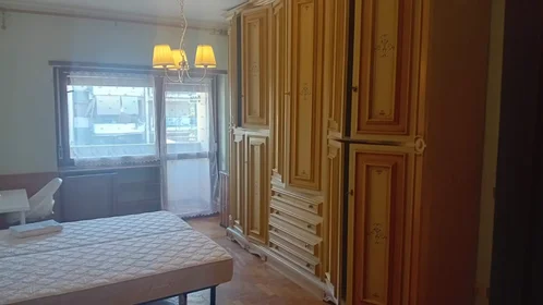 Chambre privée à Via Riccardo Forster, Fonte Meravigliosa, image 10 de 10
