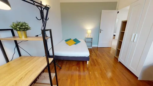 Private room at Rue Descartes, , image 1 of 10