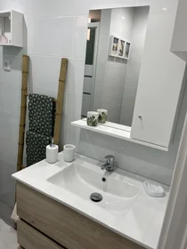 Entire apartment at Beco Peixinhos 23, image 18 of 49