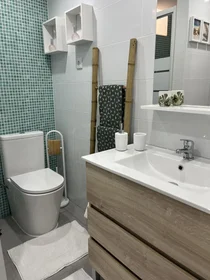 Entire apartment at Beco Peixinhos 23, image 19 of 49