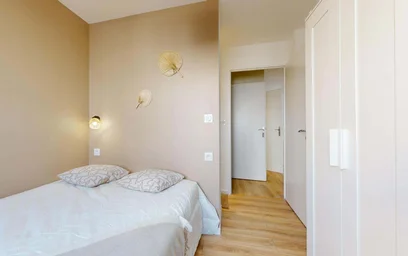 Private room at 64 Rue de Stalingrad, 38100 Grenoble, France, image 8 of 22
