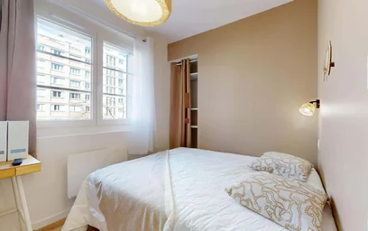 Room for rent with double bed {area}