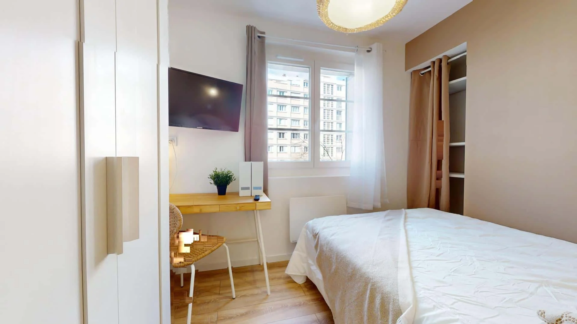 Cozy room for students available in 