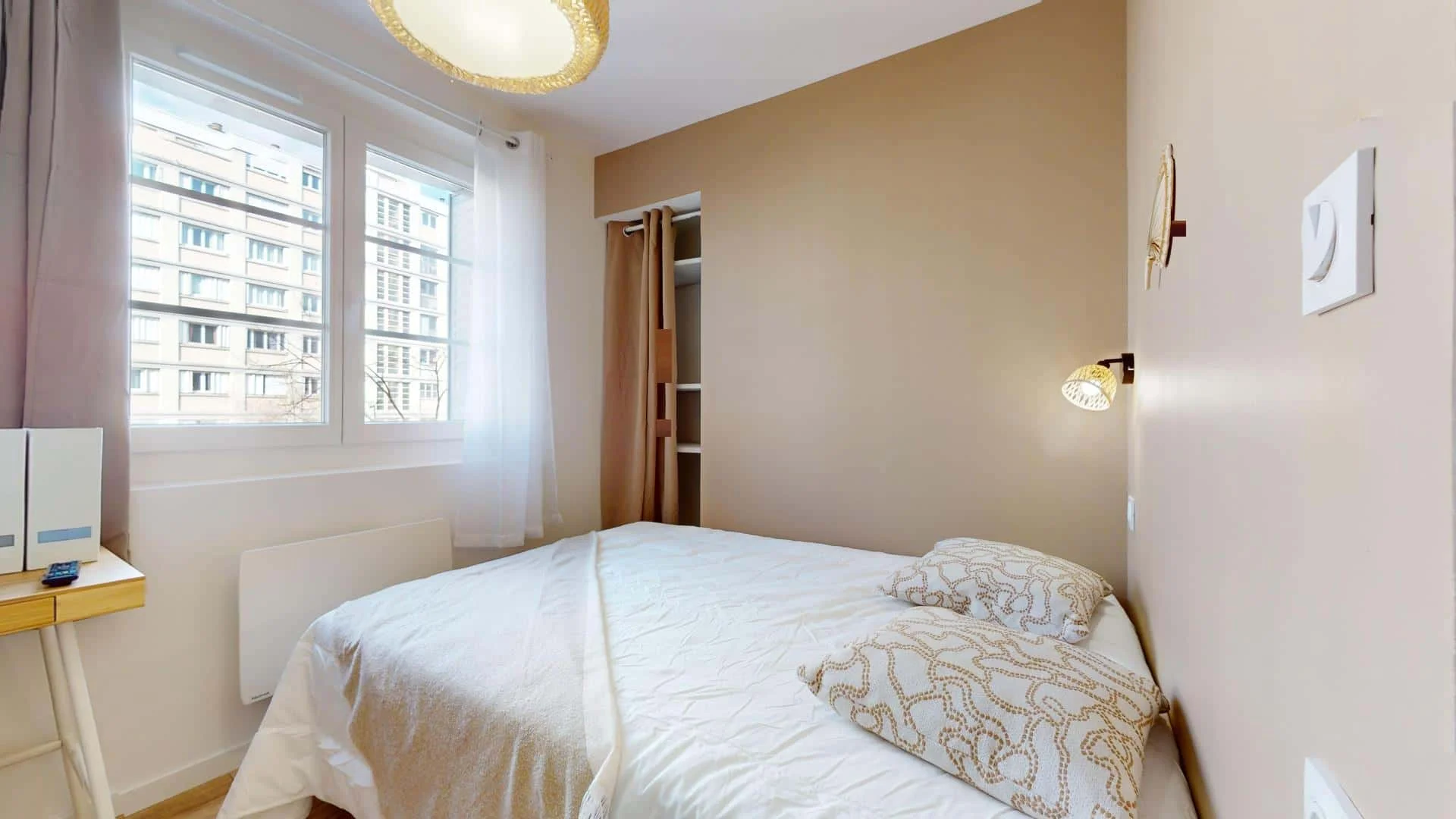 Budget-friendly student room close to campus in 
