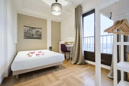 Chambre privée à Av. Architecte Cordonnier, 59000 Lille, France, image 1 de 10