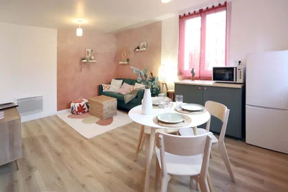 Quarto privado em 12 Rue Saint-Pol Roux, 29200 Brest, France, imagem 7 de 8