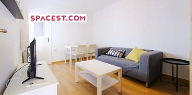 Alojamiento entero en C. de la Laguna, 101, Carabanchel, 28025 Madrid, Spain, imagen 1 de 14