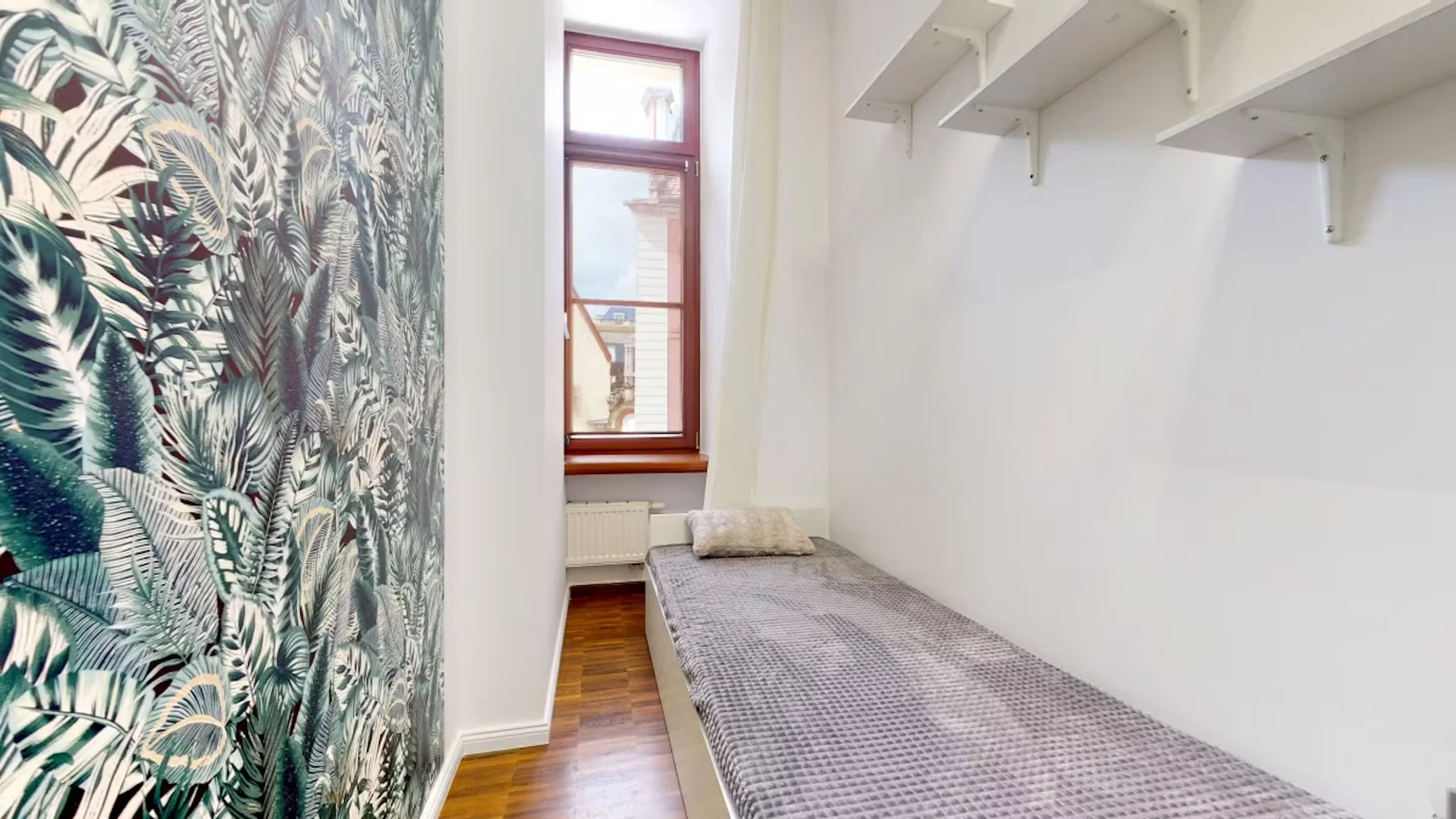 Habitación acogedora para estudiantes disponible en 