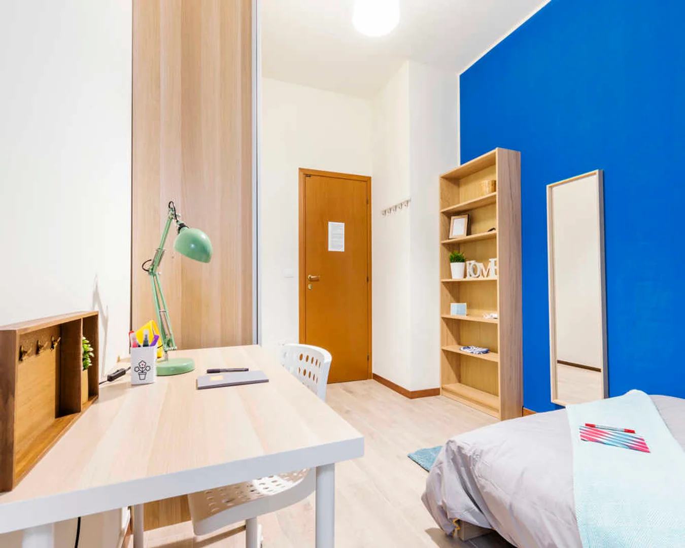 Habitación en apartamento estudiantil en alquiler en , completamente amueblado