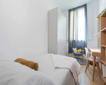 Habitación privada en Via Carlo Pedrotti, imagen 2 de 22