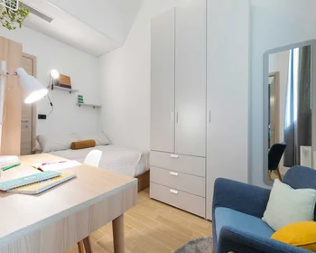 Habitación privada en Via Carlo Pedrotti, imagen 3 de 22