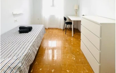 Quarto privado em C. Gral. Martín de la Carrera, imagem 9 de 19