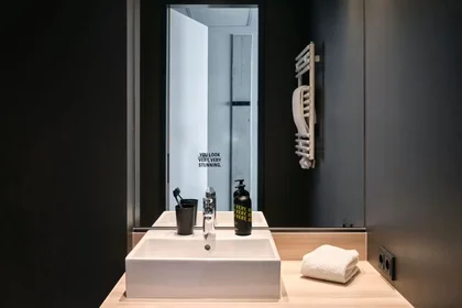 Całe miejsce Am Wall, Mitte, obraz 9 10