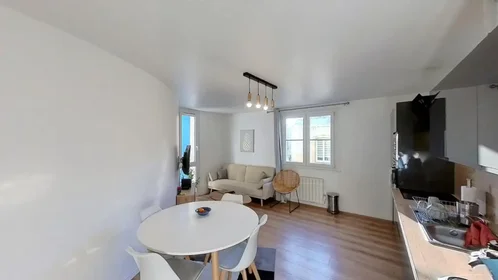 Chambre privée à Rue Jeannot, Charles III/Centre Ville, image 4 de 10