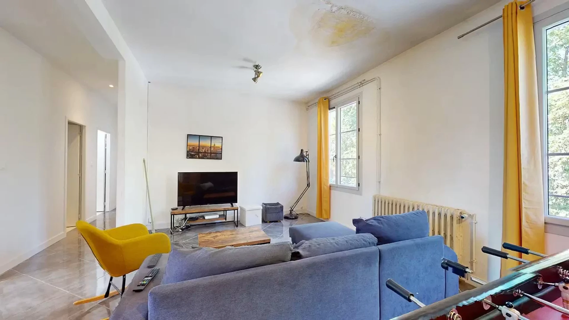 Bright and airy student room with easy university access in 