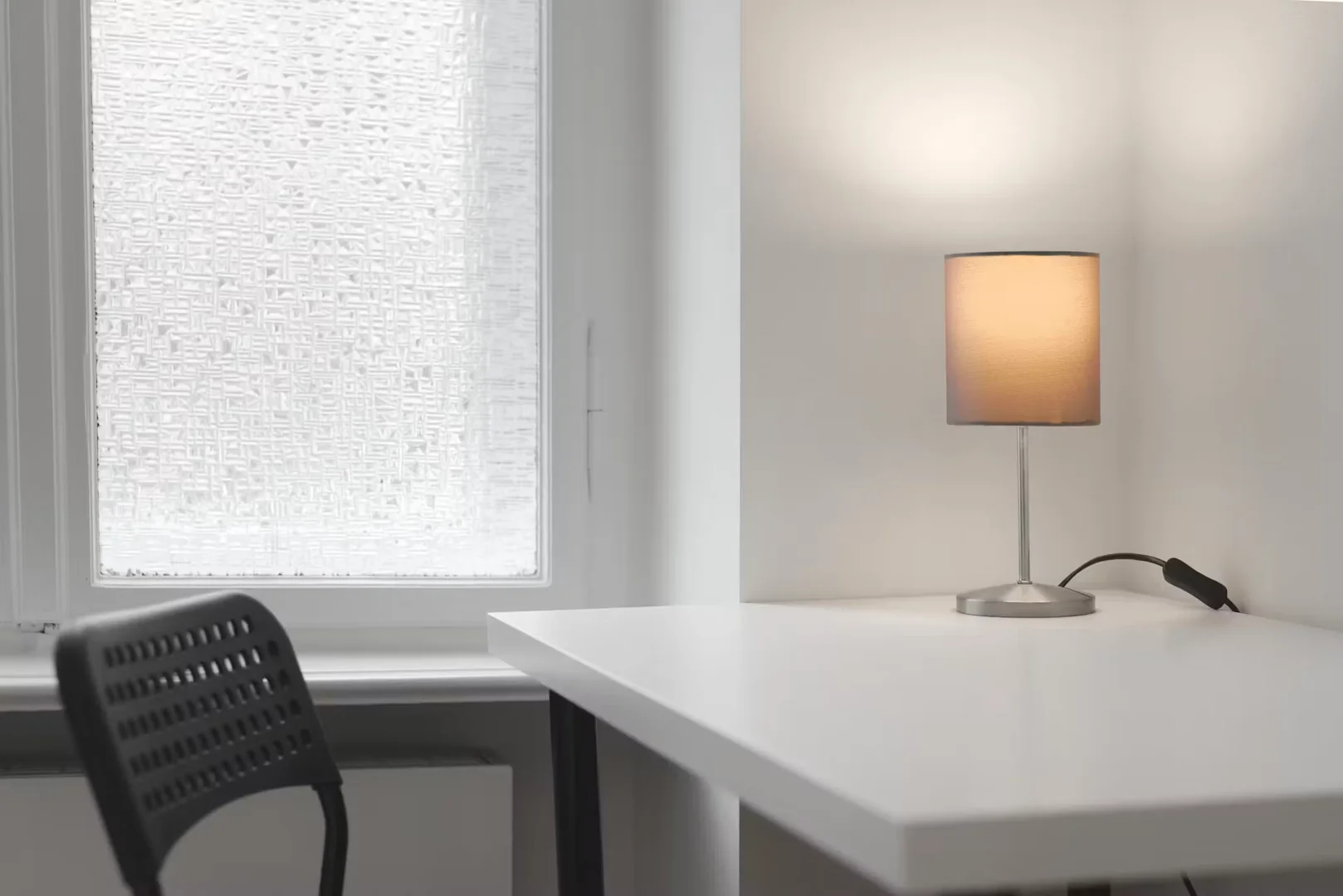 Habitación acogedora para estudiantes disponible en