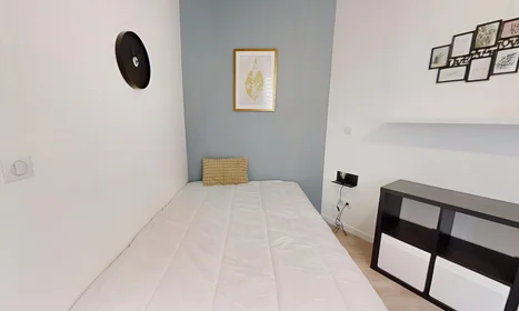 Quarto privado em 40 Boulevard de Lyon, imagem 17 de 23
