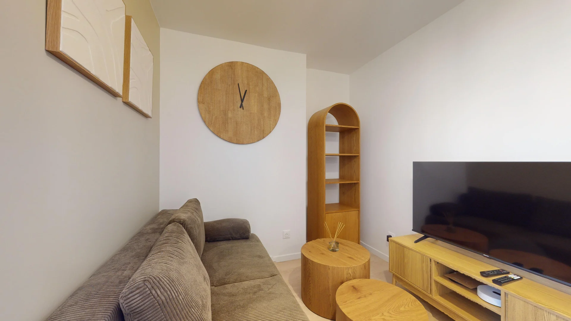 Quarto para alugar em apartamento de estudantes em , totalmente mobilado