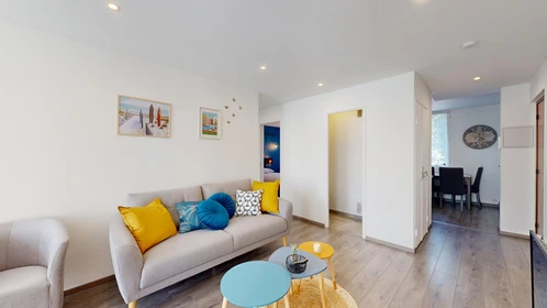 Quarto privado em 7 Avenue Henri Dunant, imagem 21 de 28