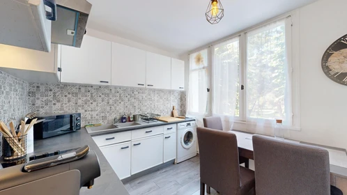 Quarto privado em 7 Avenue Henri Dunant, imagem 24 de 28
