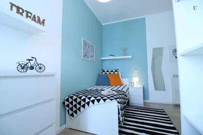 Habitación privada en Via Guido Zadei, imagen 1 de 18