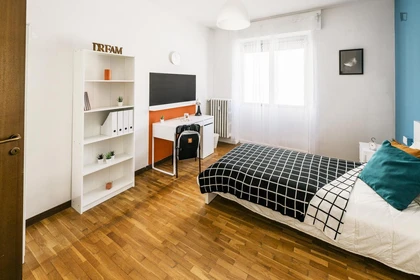 Alquiler de habitación en piso compartido en Bergamo