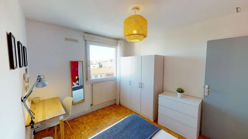 Privatzimmer in der Rue Marius Berliet, bild 2 von 13