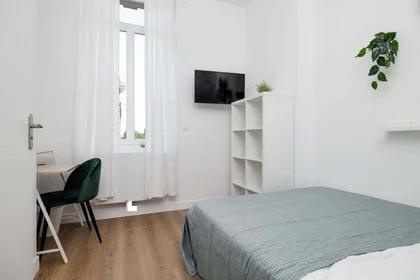 Quarto privado em 12 Rue Frantz Despagnet, 33000 Bordeaux, France, imagem 1 de 16