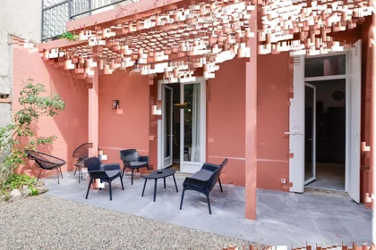 Quarto privado em 12 Rue Frantz Despagnet, 33000 Bordeaux, France, imagem 12 de 16