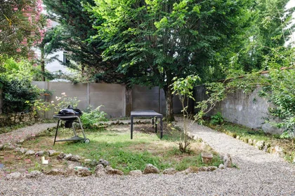 Quarto privado em 12 Rue Frantz Despagnet, 33000 Bordeaux, France, imagem 14 de 16