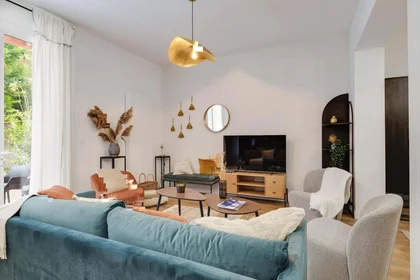 Quarto privado em 12 Rue Frantz Despagnet, 33000 Bordeaux, France, imagem 6 de 16