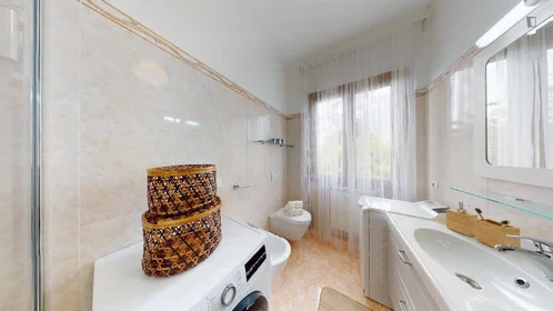 Prywatny pokój Viale Europa, obraz 21 27