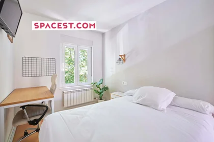 Habitación privada en C. Esperanza, 42, 37006 Salamanca, Spagna, imagen 1 de 11